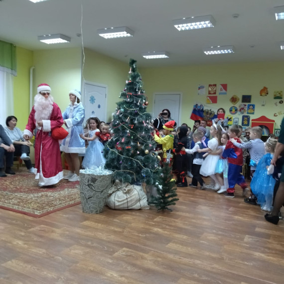 Утренник в детском саду. Утренник в детском саду.